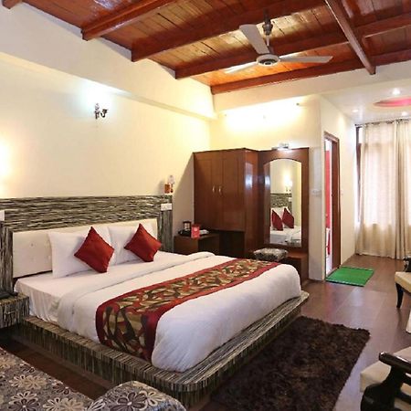 Goroomgo Moon Nainital Near Naini Lake - Parking & Lift Facilities -Hygiene And Spacious Room - Best Seller Luaran gambar