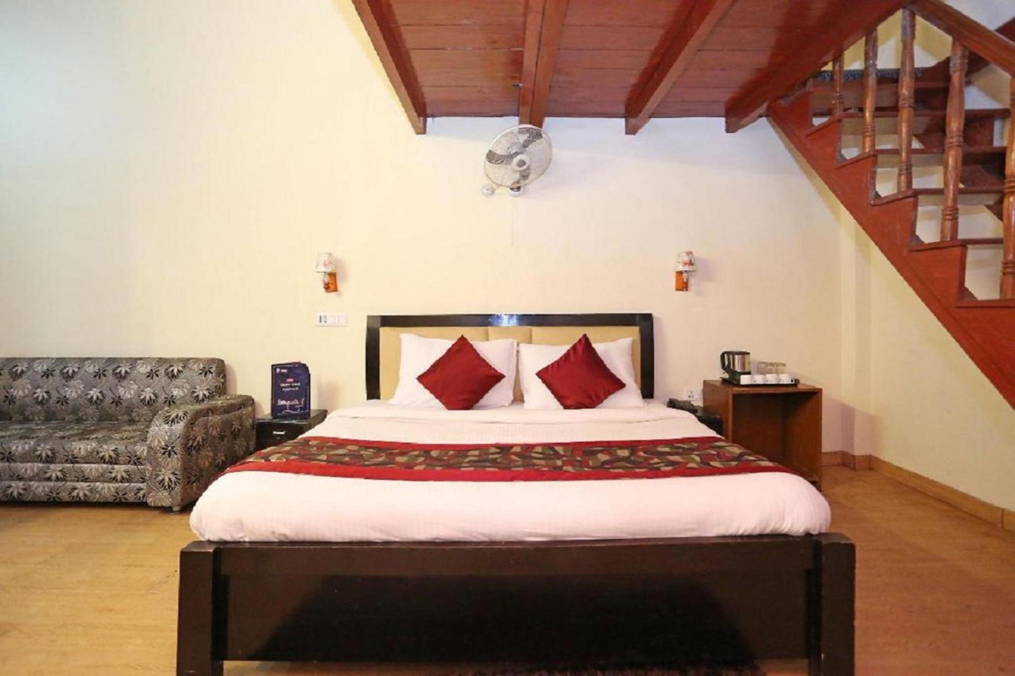 Goroomgo Moon Nainital Near Naini Lake - Parking & Lift Facilities -Hygiene And Spacious Room - Best Seller Luaran gambar