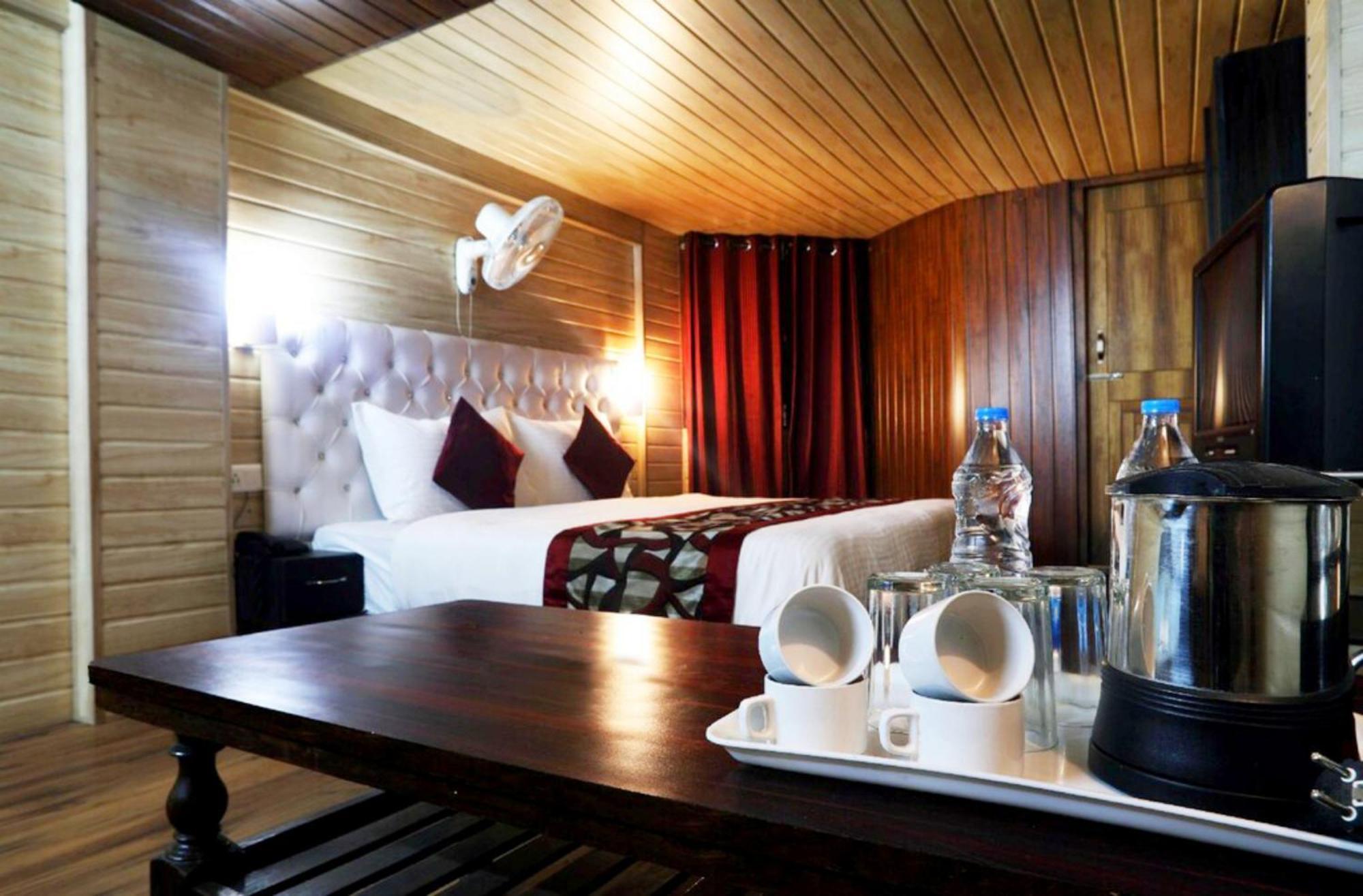 Goroomgo Moon Nainital Near Naini Lake - Parking & Lift Facilities -Hygiene And Spacious Room - Best Seller Luaran gambar