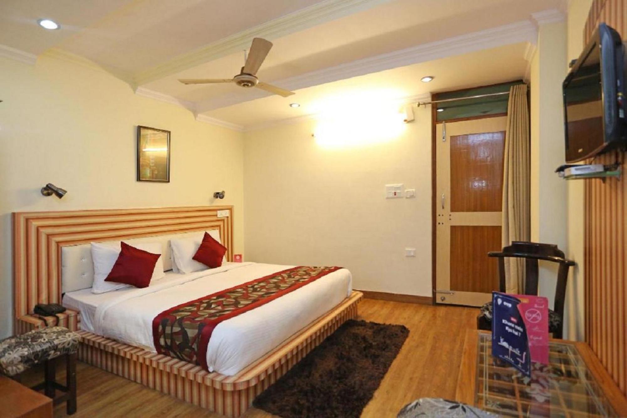 Goroomgo Moon Nainital Near Naini Lake - Parking & Lift Facilities -Hygiene And Spacious Room - Best Seller Luaran gambar