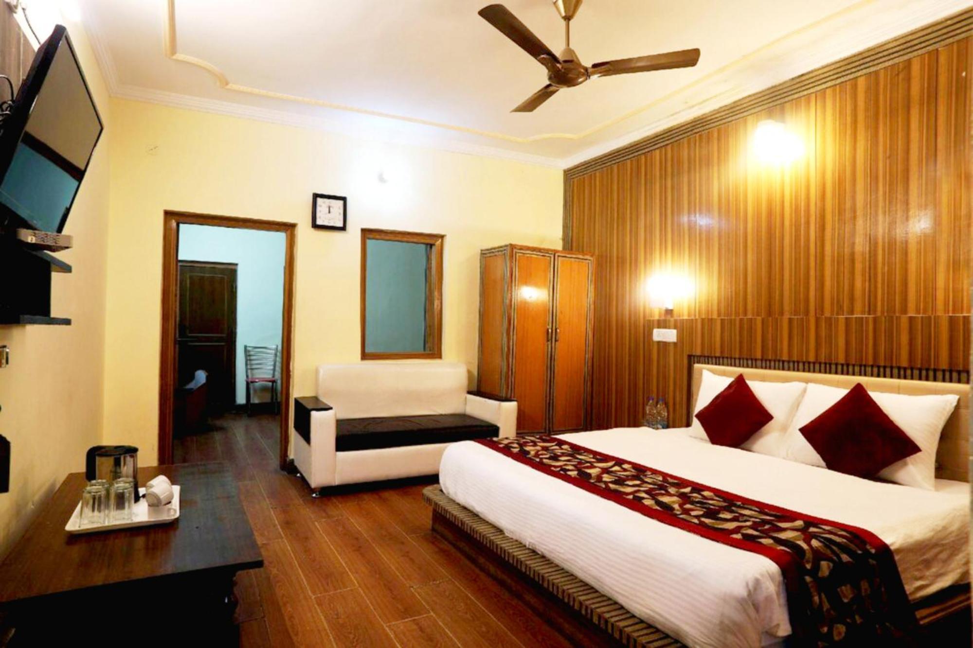 Goroomgo Moon Nainital Near Naini Lake - Parking & Lift Facilities -Hygiene And Spacious Room - Best Seller Luaran gambar